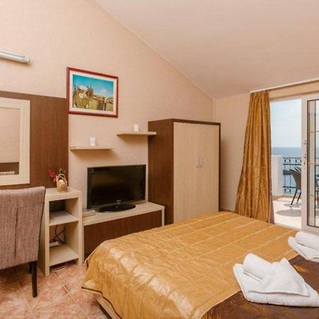 Monte Perla Residence 스베티스테판 외부 사진