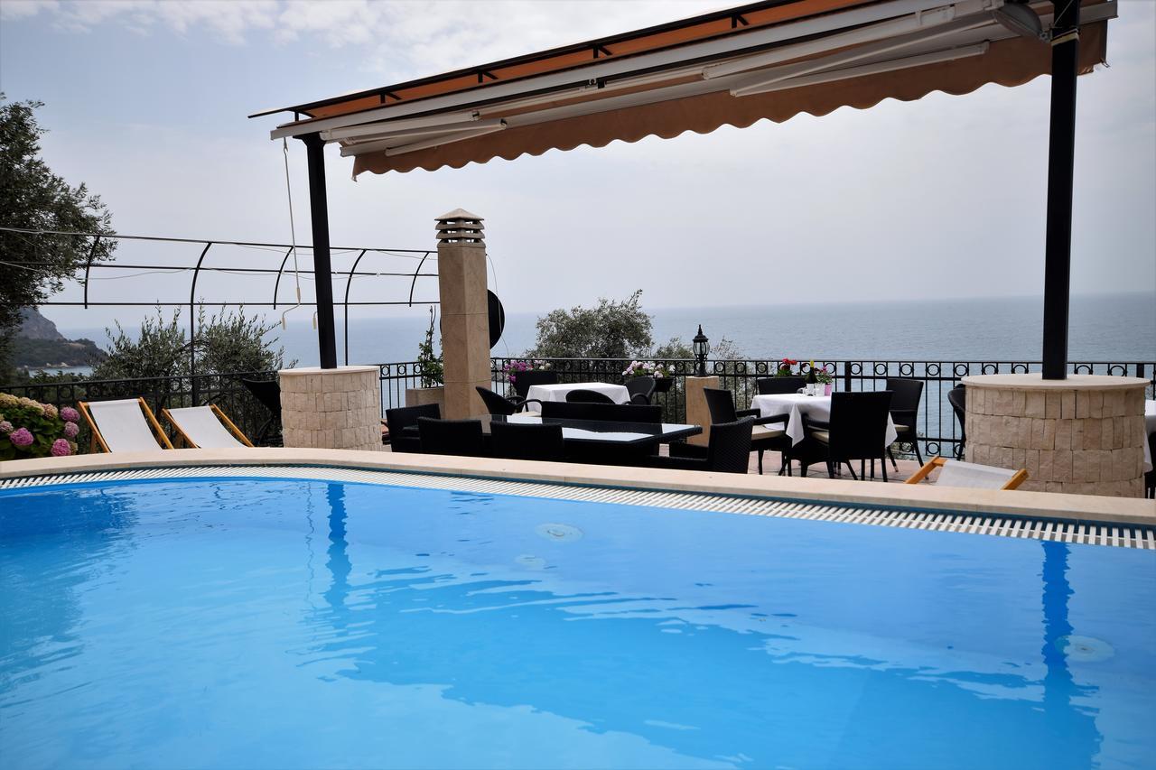 Monte Perla Residence 스베티스테판 외부 사진